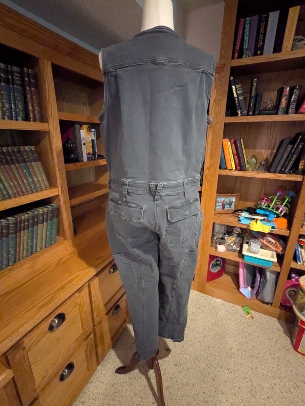 Duluth Trading Co Gray Sleeveless Utility Cargo Jumpsuit Size 14 Regular - Picture 3 of 4